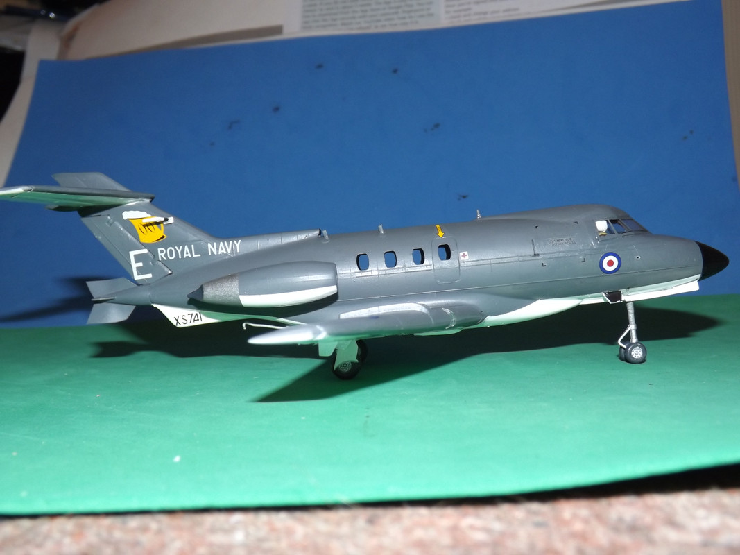 Airfix_Dominie-COD-SitUpAndBeg