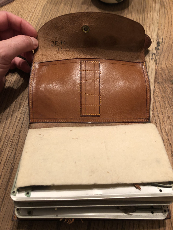 A648E5B0-1D33-405E-8F3D-CE8A6233299F