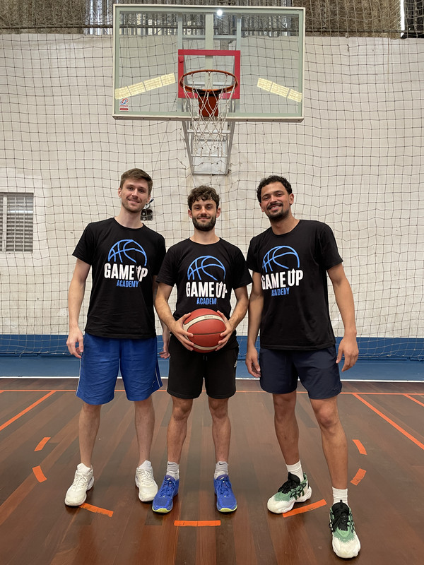 Atletas Game Up Academy