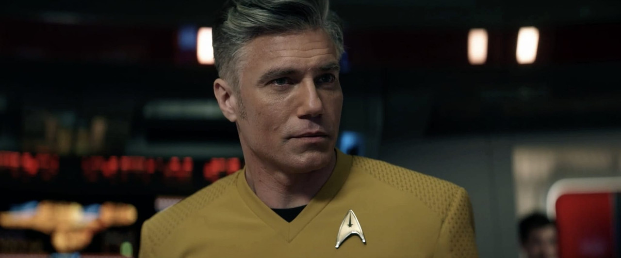 Captain-Christopher-Pike-circa-2259.jpg