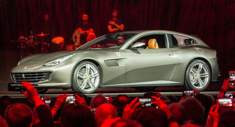 ferrari-gtc4lusso-lake-como-live-0