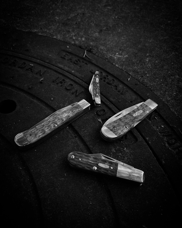 B7DA0201-5E80-4B9F-8446-6AE1A07B13AE