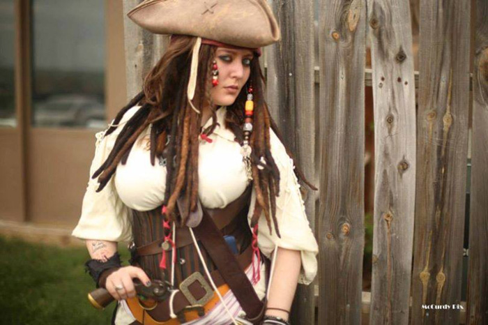 captain-jack-cosplay-07