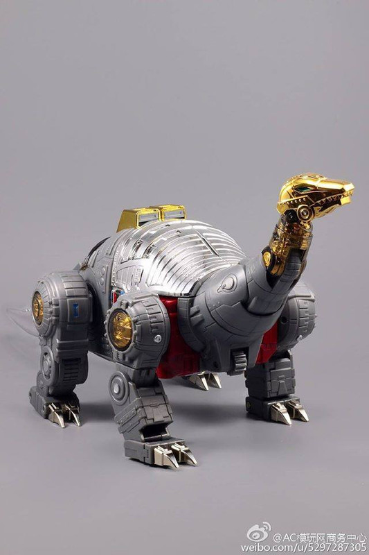 12359822_931500260269717_781360724661953995_n