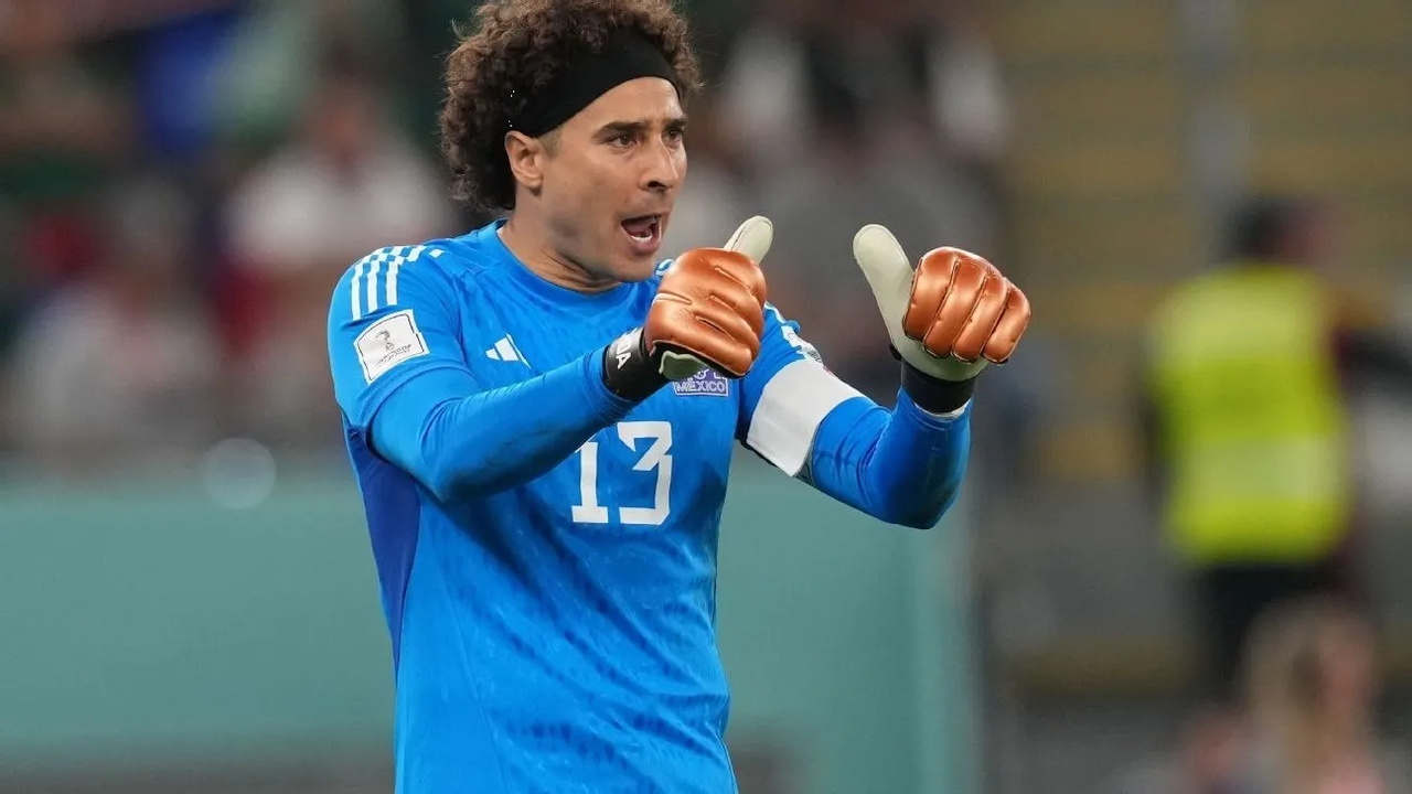 Guillermo Ochoa rechazó una oferta del Barcelona ¿Por qué no quiso ir a España?