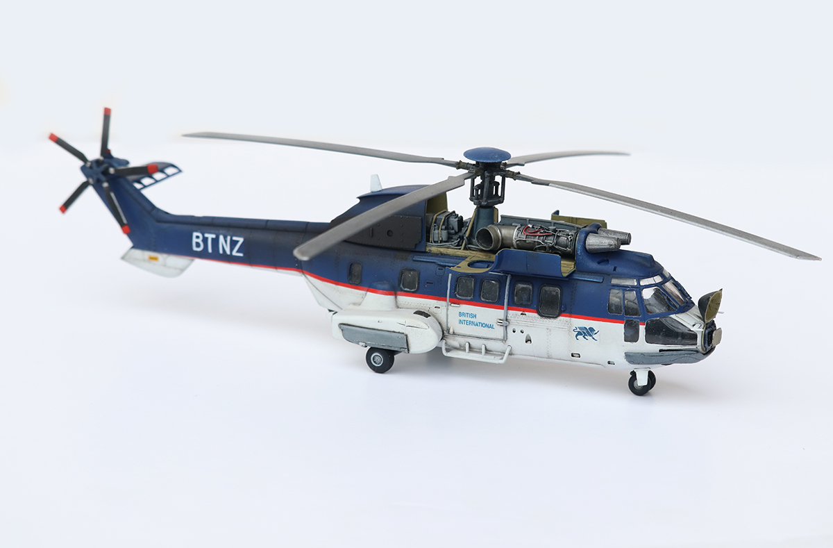 Italeri 1/72 SA332L1 Super Puma - British International