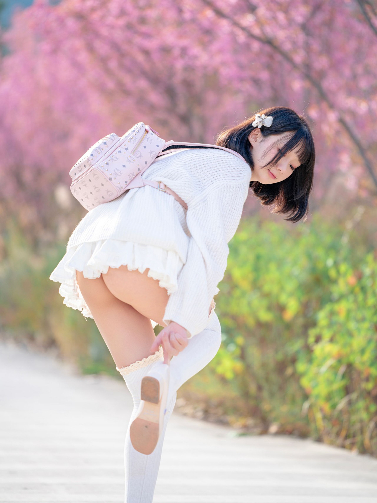 nagisa 魔物喵《樱花树下》写真，清新优雅的气质美女插图5