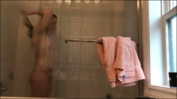 [Image: Voyeur15545075348.jpg]