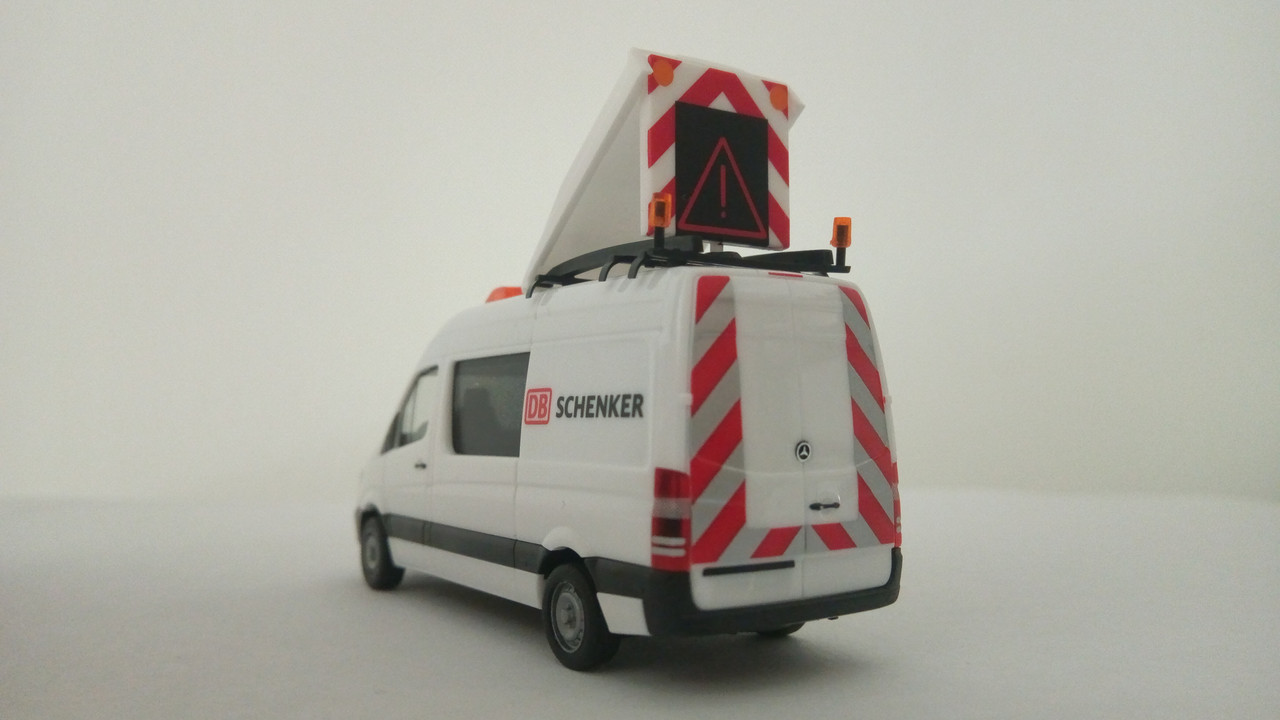 Macht (7751)