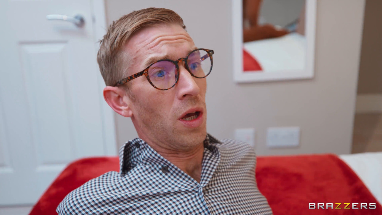 Mariana Martix - Anal BnB - BRAZZERS 4K.mp4.0002