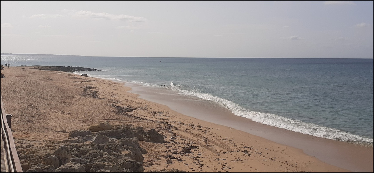 Albufeira-Praia-da-Oura-030625 (12)