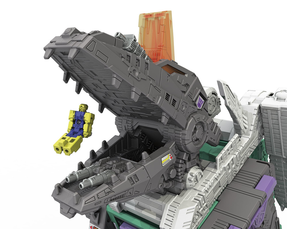 TRYPTICON-Eating-1_Online_300DPI