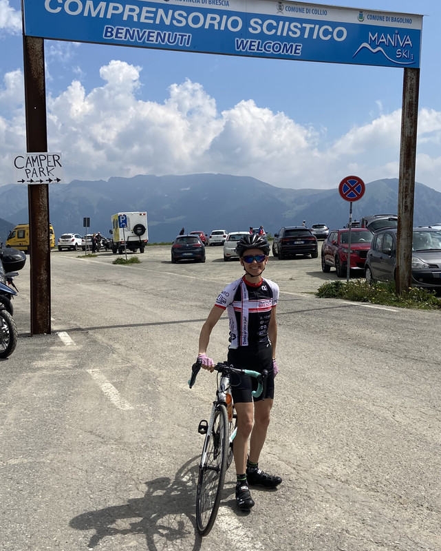 AD8F039A-7A62-4FFD-90D6-3BCBA76CA836