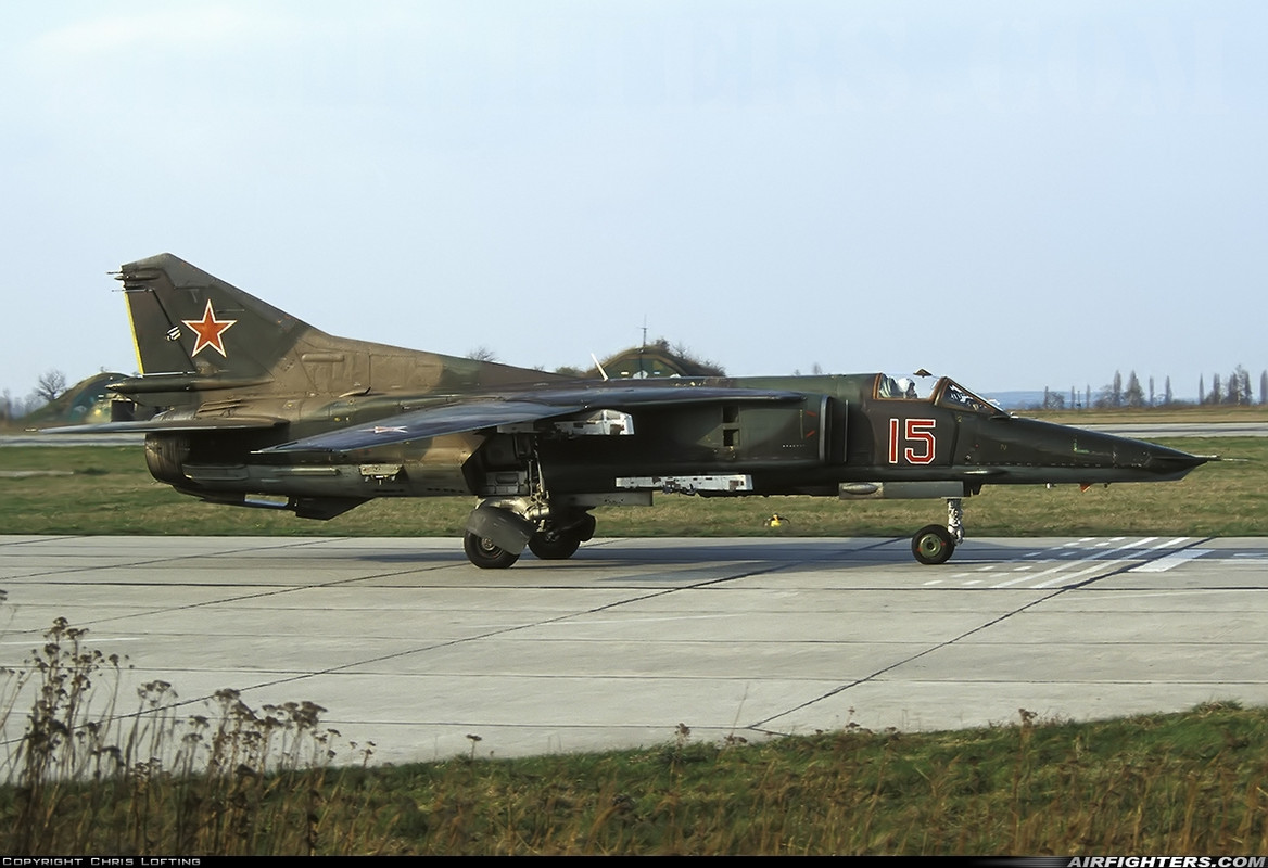 296 APIB Mig-27M 15 Red_83712545492_09.04.92