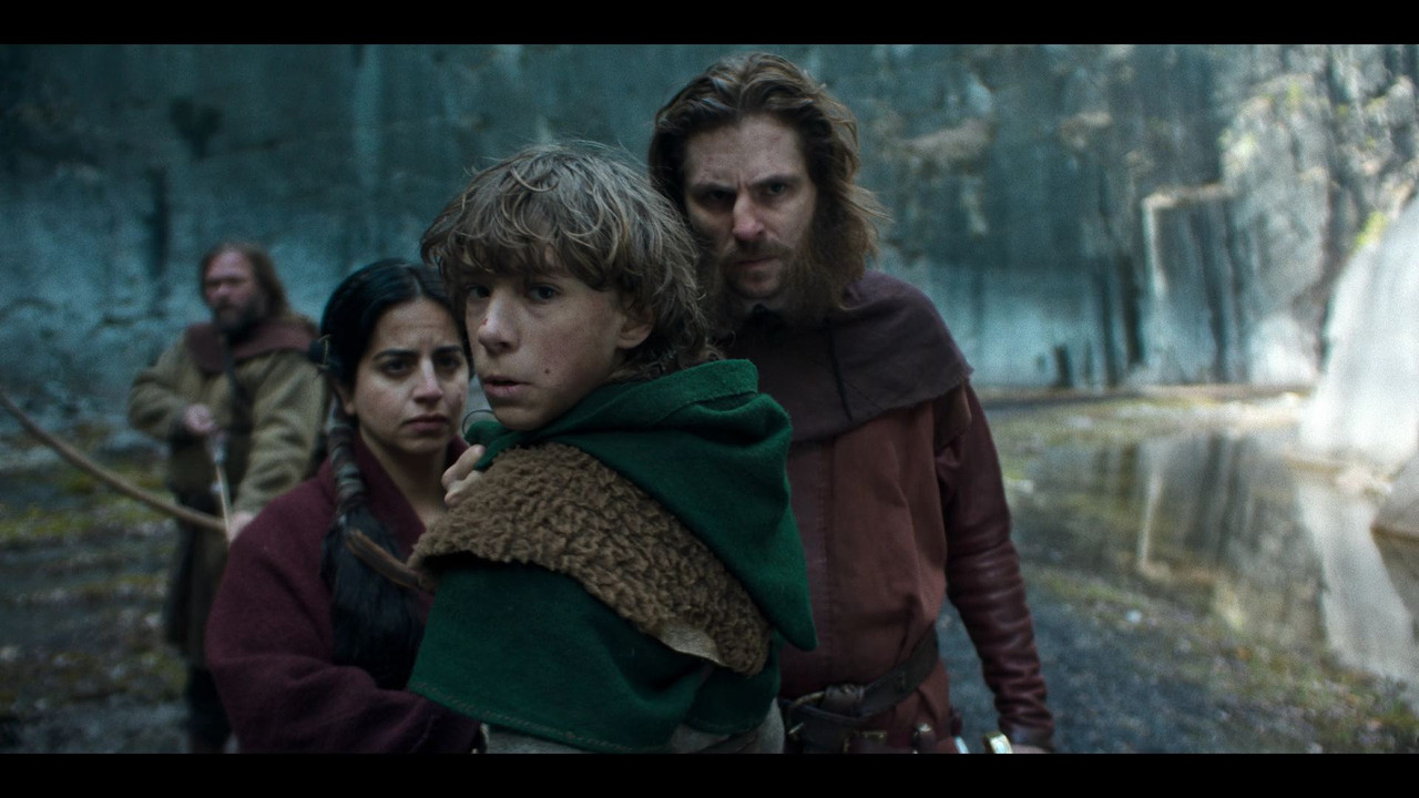 Ronja.the.Robbers.Daughter.S02E02_00_03_28_00_20