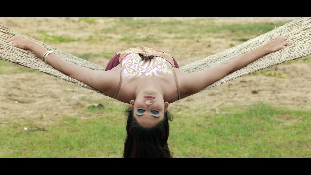 vlcsnap-2024-04-07-02h01m19s326