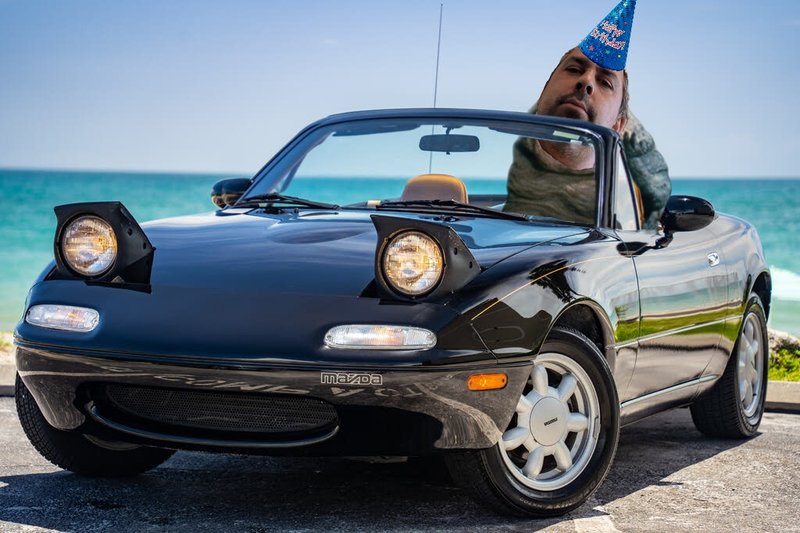 1992-mazda-mx-5-miata-pic-2542735042915584993-1024x768-1.jpg