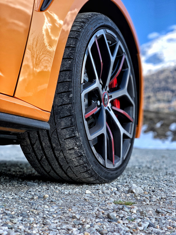 F2F7837A-4DBE-4E44-BB47-F868B9440419