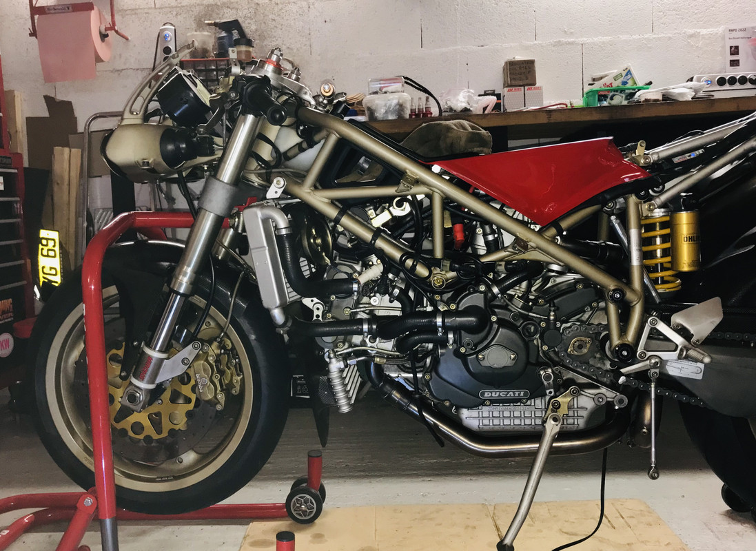 0FBA9A32-DD44-4A9C-AEB6-9B3FF80E855F