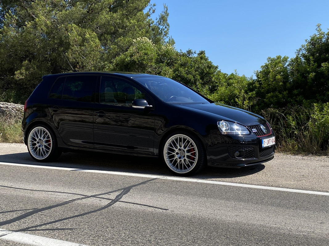 6CF4A390-7AE3-4203-B506-5A8672548CEE