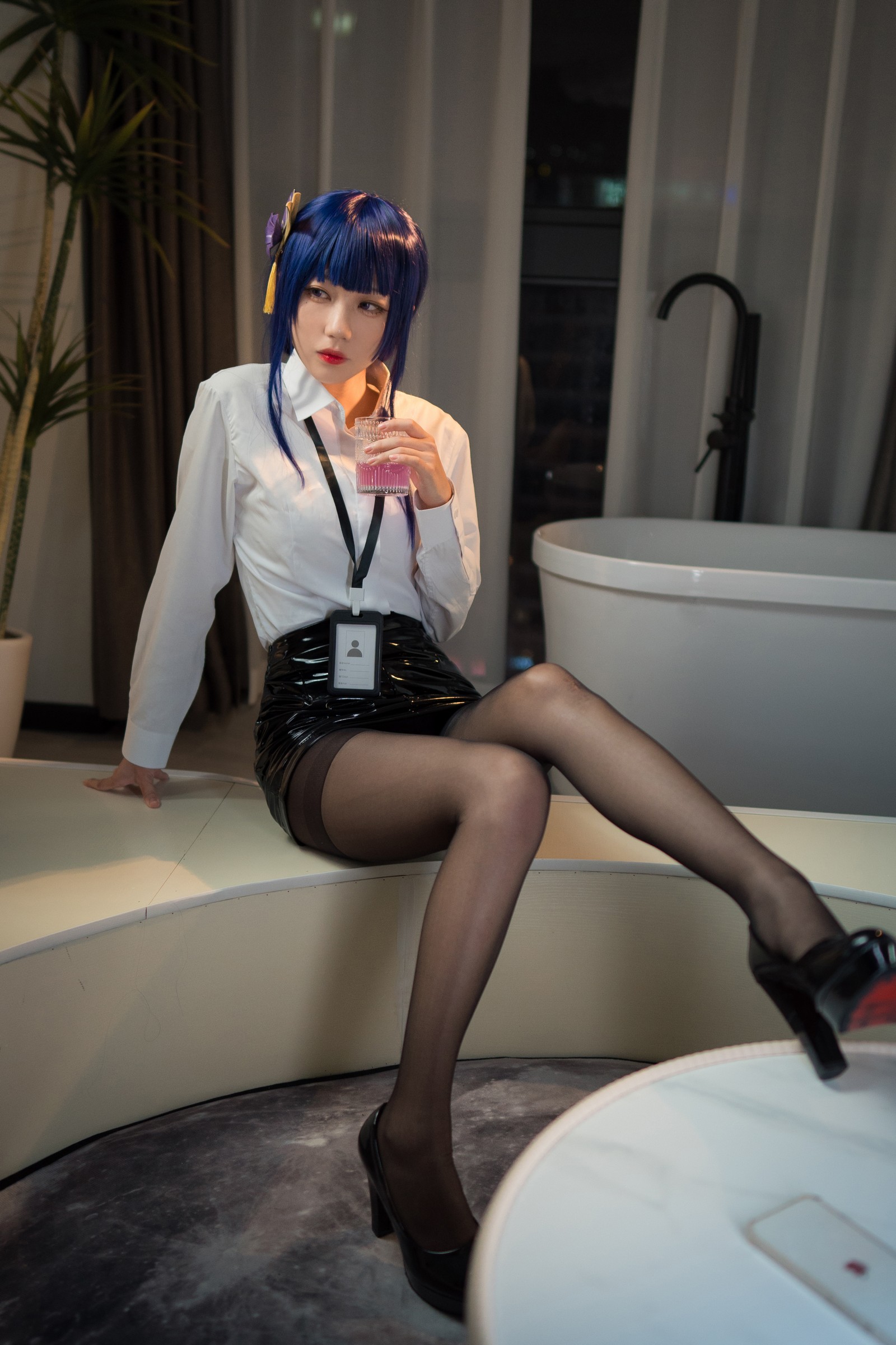 无影喵喵 雷电将军 OL Cosplay 写真｜原神人气角色高清摄影（35P｜456MB）插图5