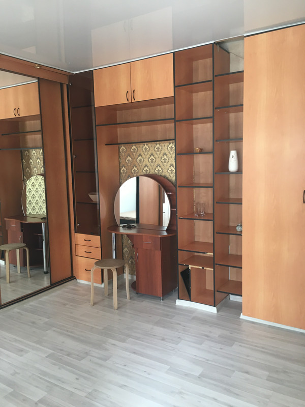 B3281643-2AA4-4FD1-B31E-2107AAC64592