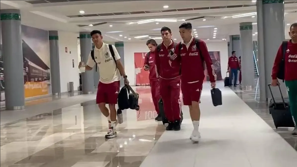 Selección Mexicana llega al AIFA tras vencer a Surinam en la Nations League