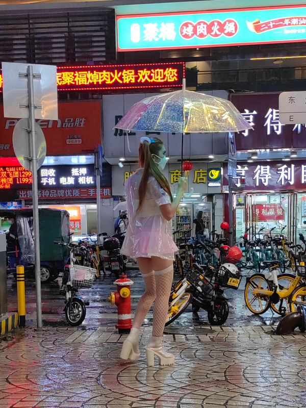 Momo's-Night-Out-38