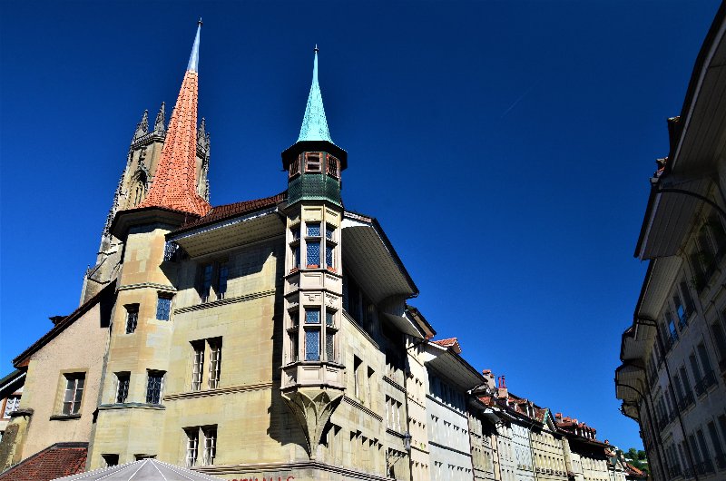 FRIBURGO-4-9-2019 - Suiza y sus pueblos-2019 (29)