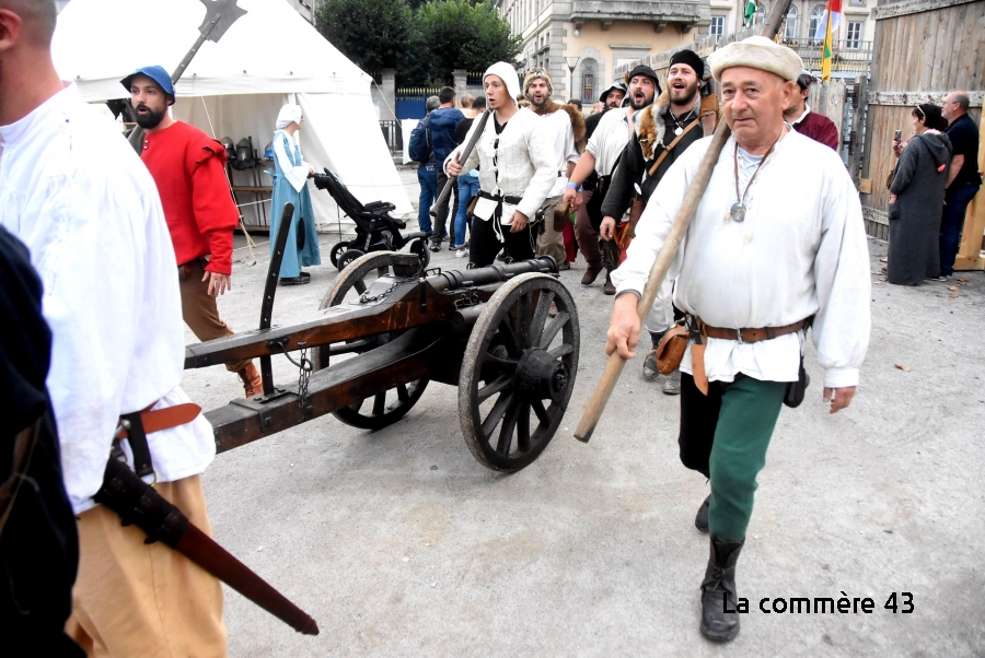 f41ec91d6cf47e8bf441266b14f9c512_15_XL[1]