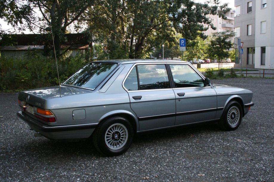 bmw-serija-5-518i-slika-85335161