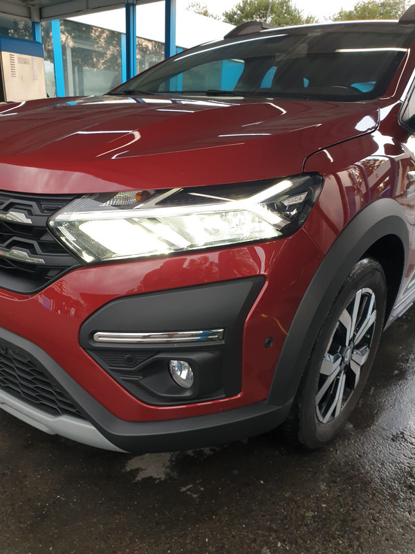 LUZ DE CRUCE Y CARRETERA  LEDS