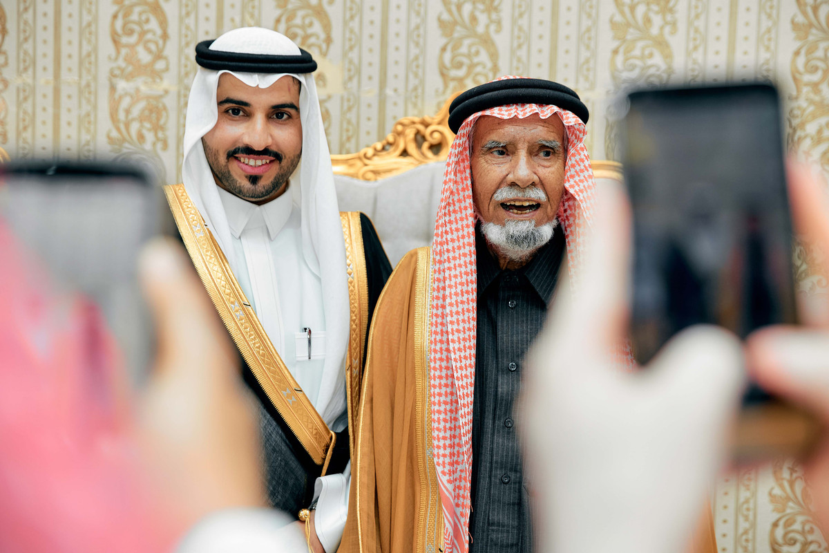 freelancers-BN6-A9400