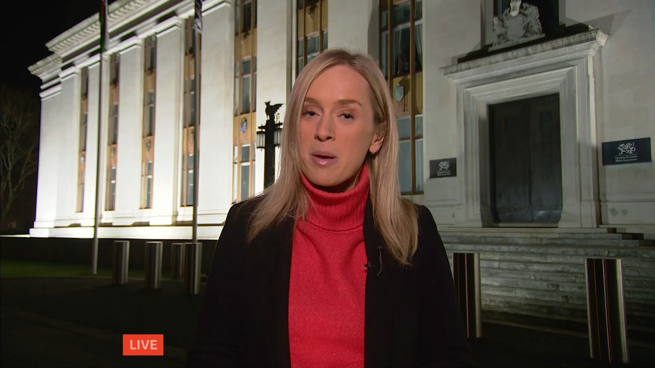 01.19 - 18.00.00 - ITV News Wales at Six..ts_snapshot_09.22.443