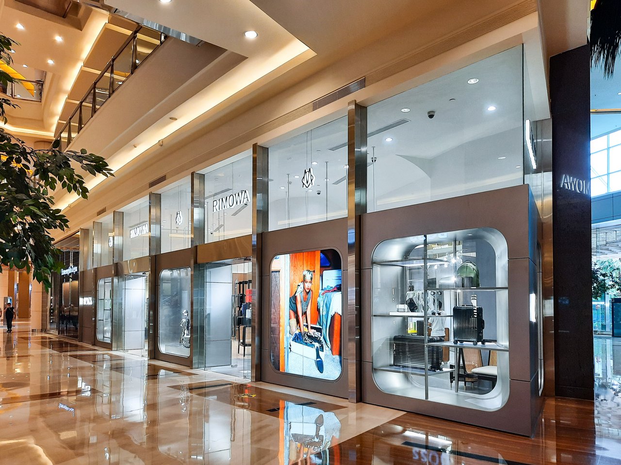 Luxury Store Façades in Jakarta - Part 5