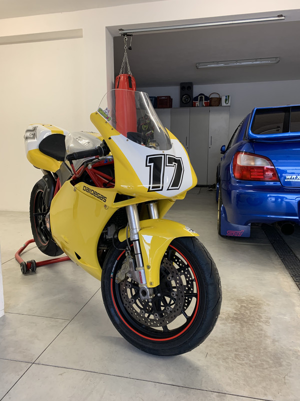 E69377FC-D829-4325-A4BA-6D1F44C1B73E