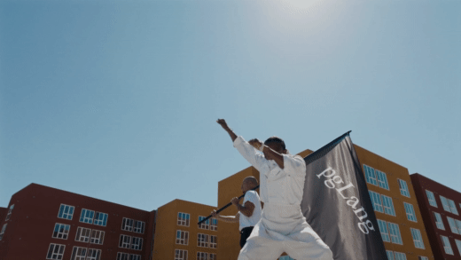 E0-CC6-DB9-F6-C5-4-B91-9658-B5-D5-C77-FA719.gif