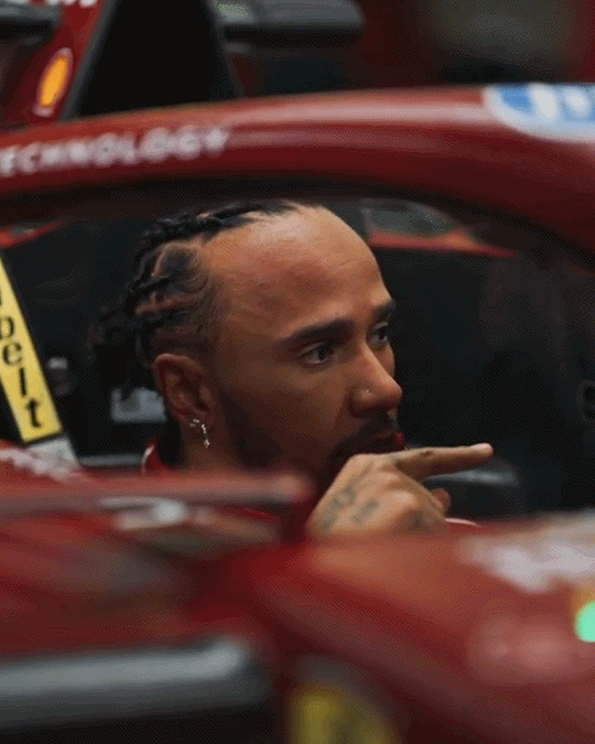 Scuderia-Ferrari-1899045294102180212.gif