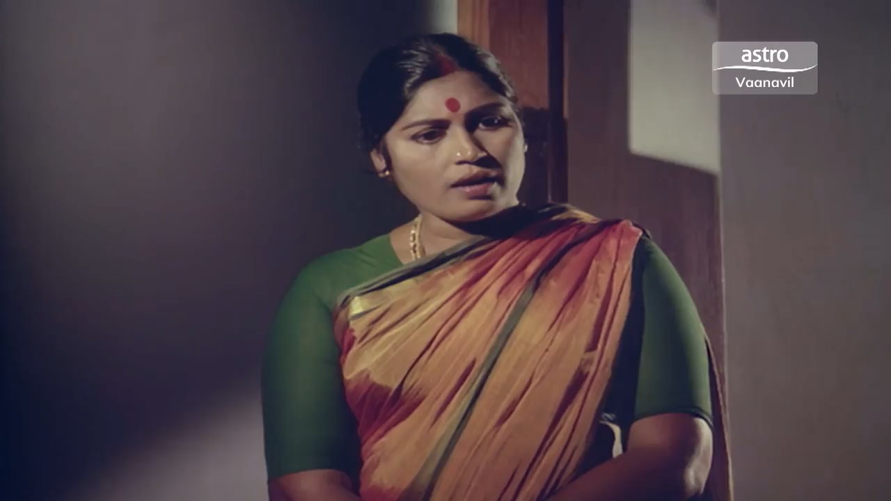 Dhavani Kanavugal 1984 HDTv [Tamil] 480p, 720p ESub Screenshot