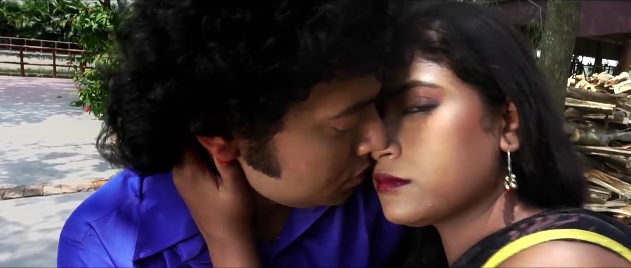 [Image: BABU-II-Bengali-Short-Film-II-You-Must-W...p4-sna.jpg]