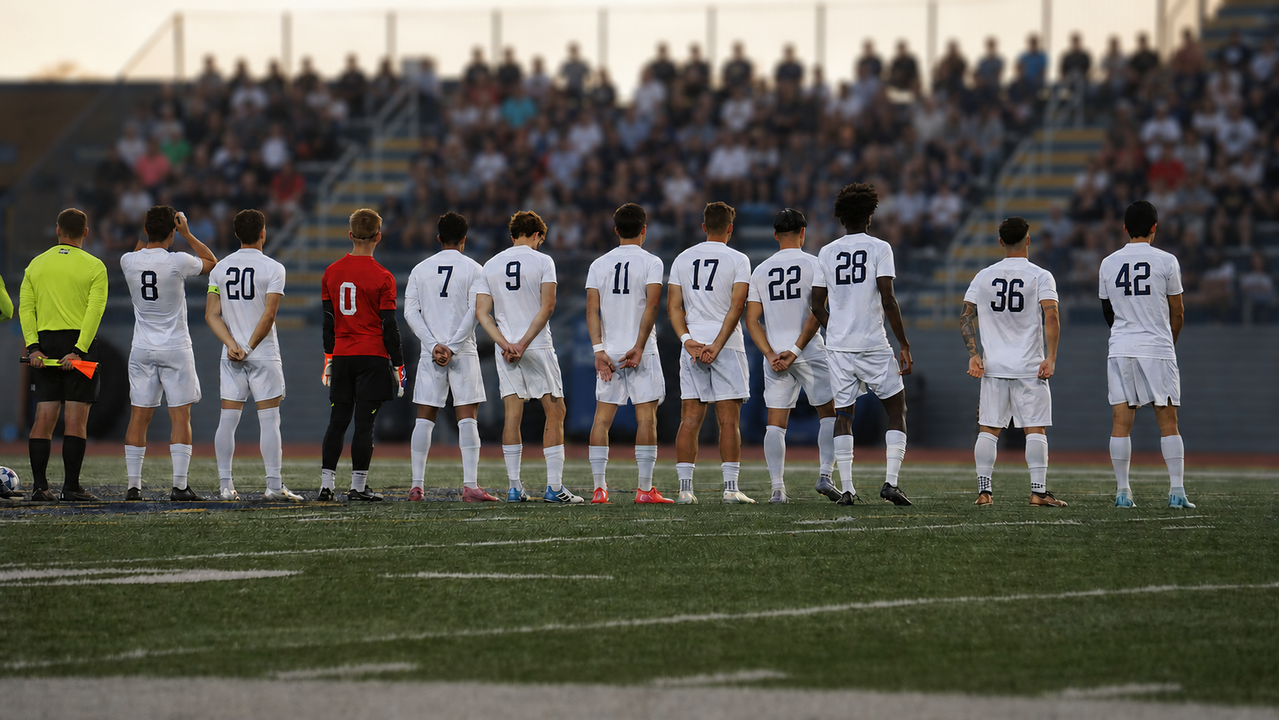 The team lined up before kickoff