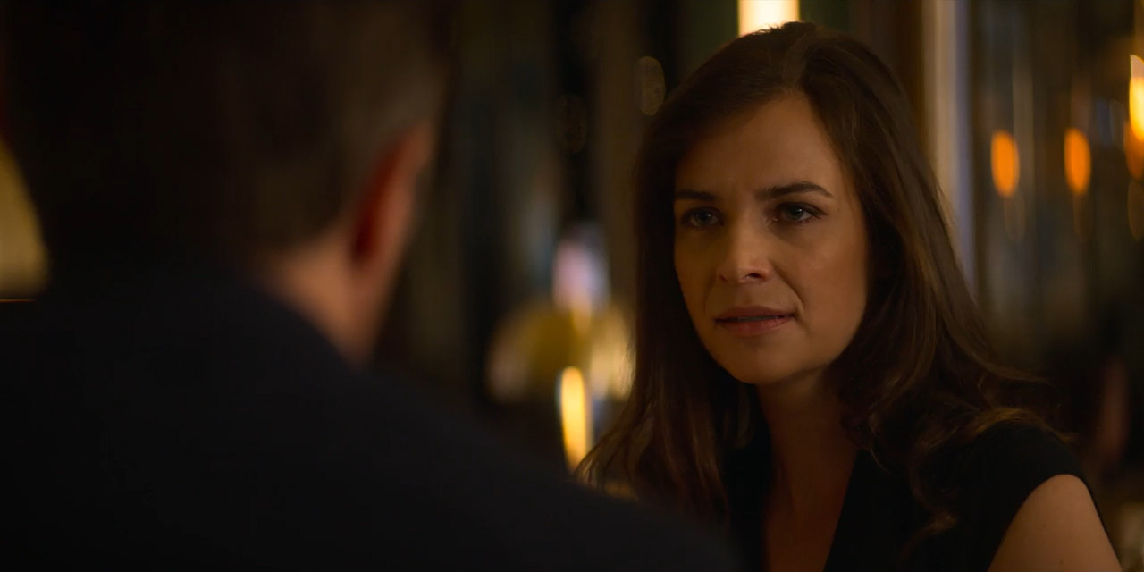 The Stranger 2020 WebRip Season 1 [Hindi + English] 480p 720p ESub Screenshot