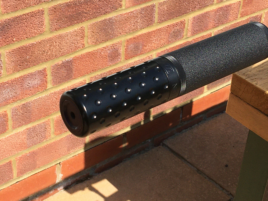 4086E0F6-D125-4260-B100-46E812EBA33A