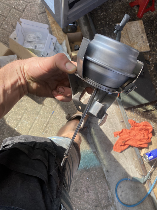 97AA9619-DB12-4128-BA47-D1F67DA953EC