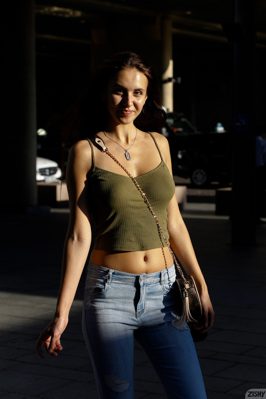 full_047_1105440805179142