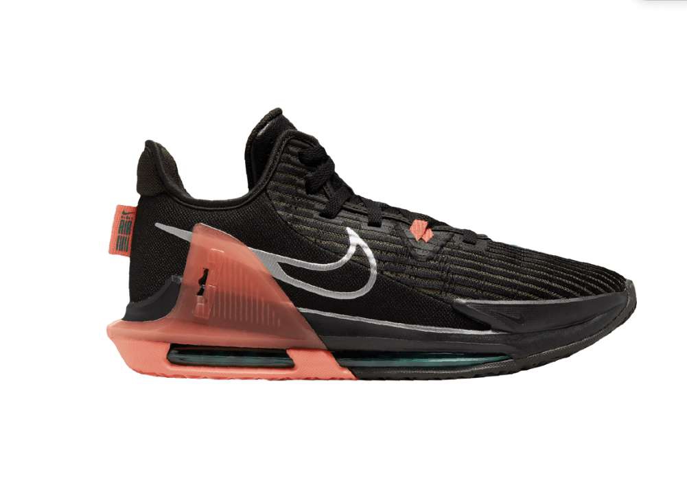 Martí: Tenis Nike Basquetbol LeBron- solo talla 5 y 5 1/2