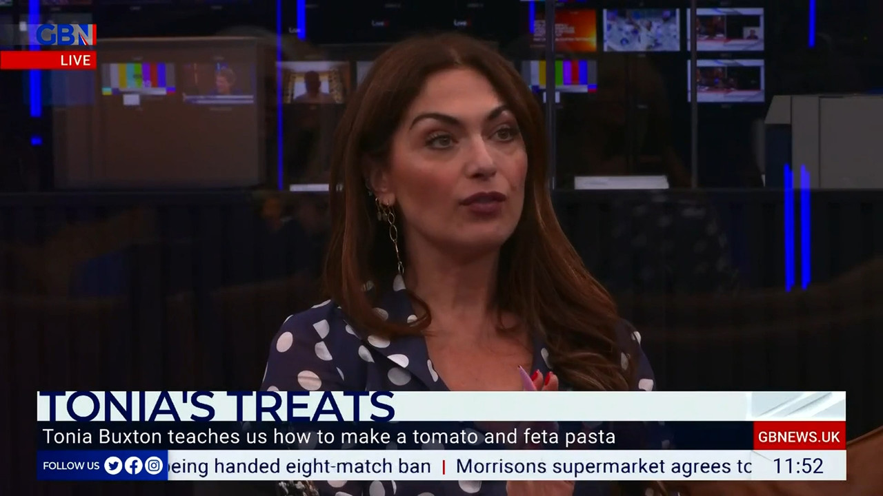 07.03 - 10.00.00 - Saturday Live. Opinion, news and a bit of fun on S..._002.ts_snapshot_00.07.423