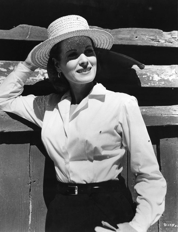 Maureen_O_Hara_ma64