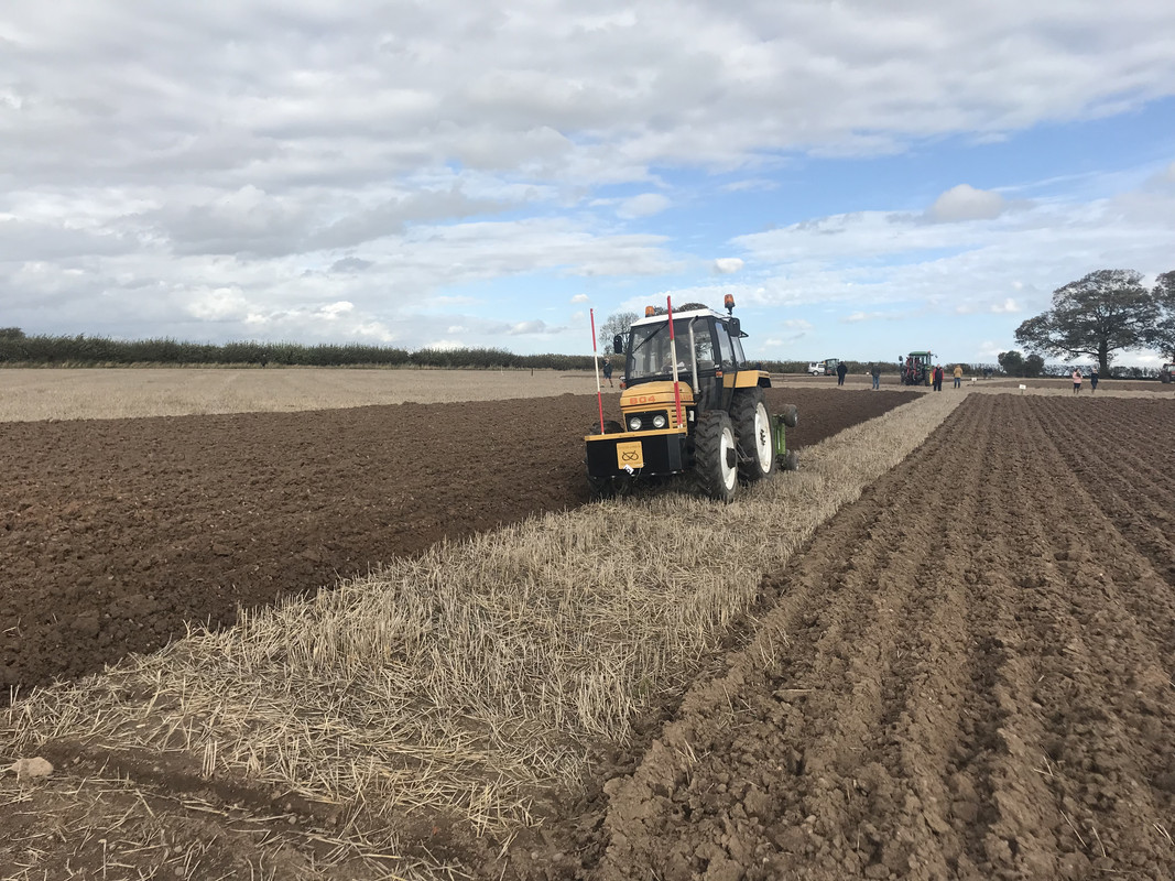 41D612A8-DAE8-400F-818A-974C35F0E7B9