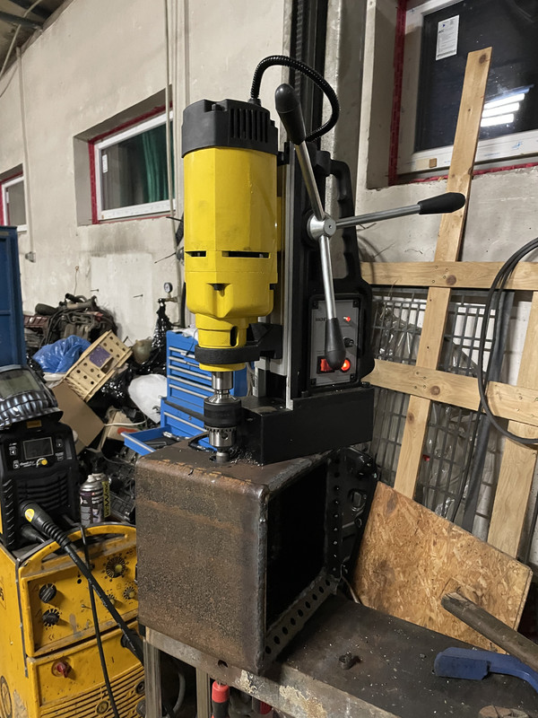 D083000F-2F67-4DAA-B6BE-CAC4AE0F00D3